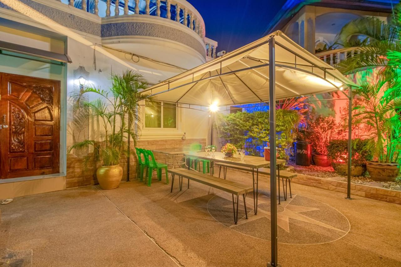 Ratana Villa - Pattaya Holiday House Walking Street 7 Bedrooms Exterior photo